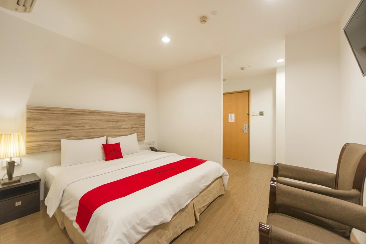 Reddoorz Plus @ Victoria Street Singapore Exterior photo