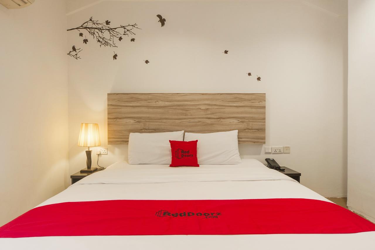 Reddoorz Plus @ Victoria Street Singapore Exterior photo