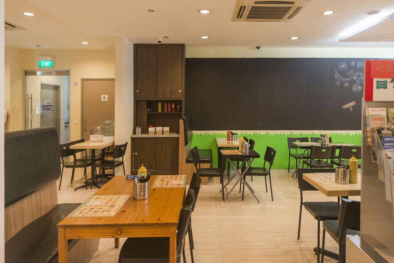 Reddoorz Plus @ Victoria Street Singapore Exterior photo